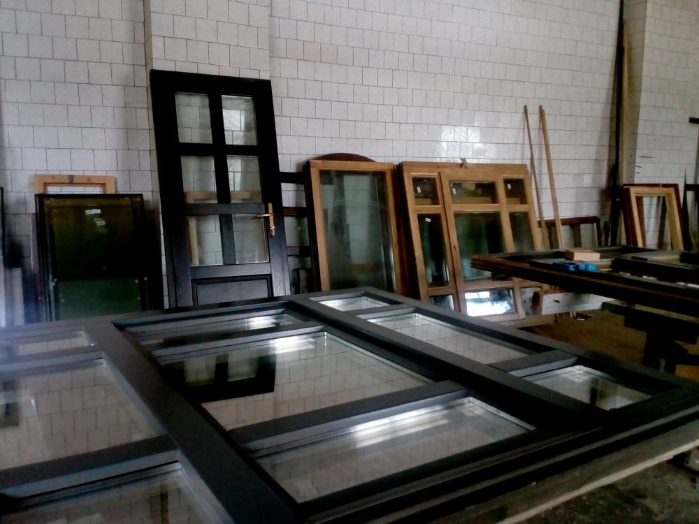 Пример работы: набор оконных изделий на заводе